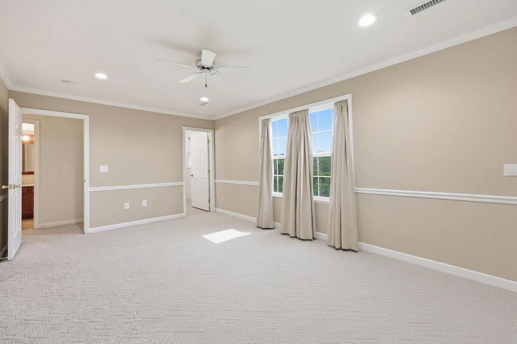 1049 Heathcliff Drive Richmond KY 40475