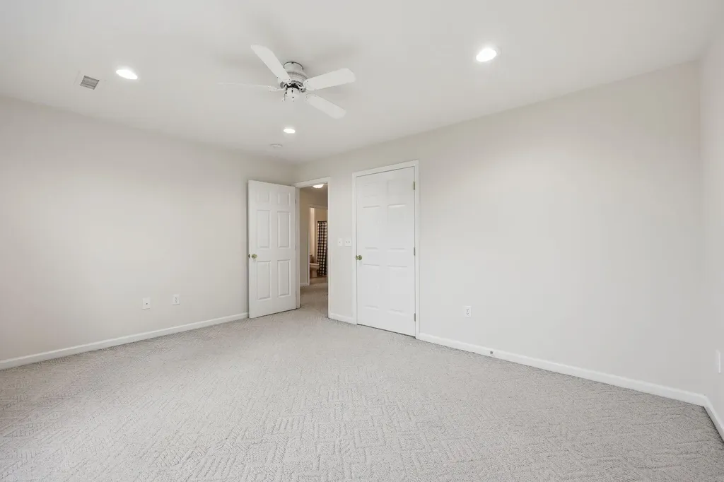 1049 Heathcliff Drive Richmond KY 40475