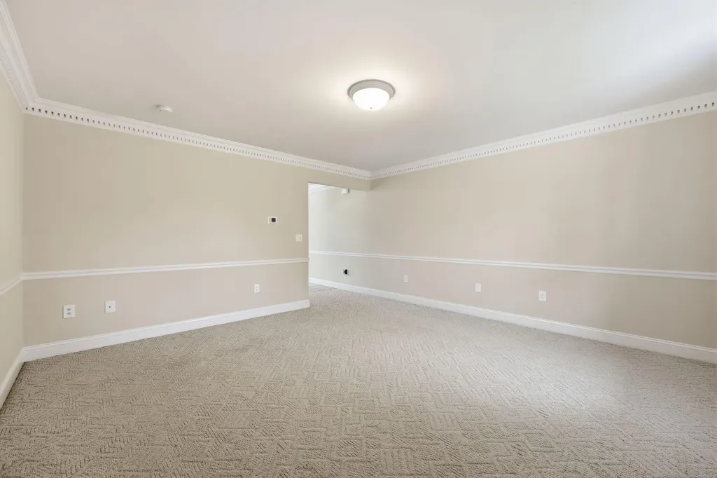 1049 Heathcliff Drive Richmond KY 40475