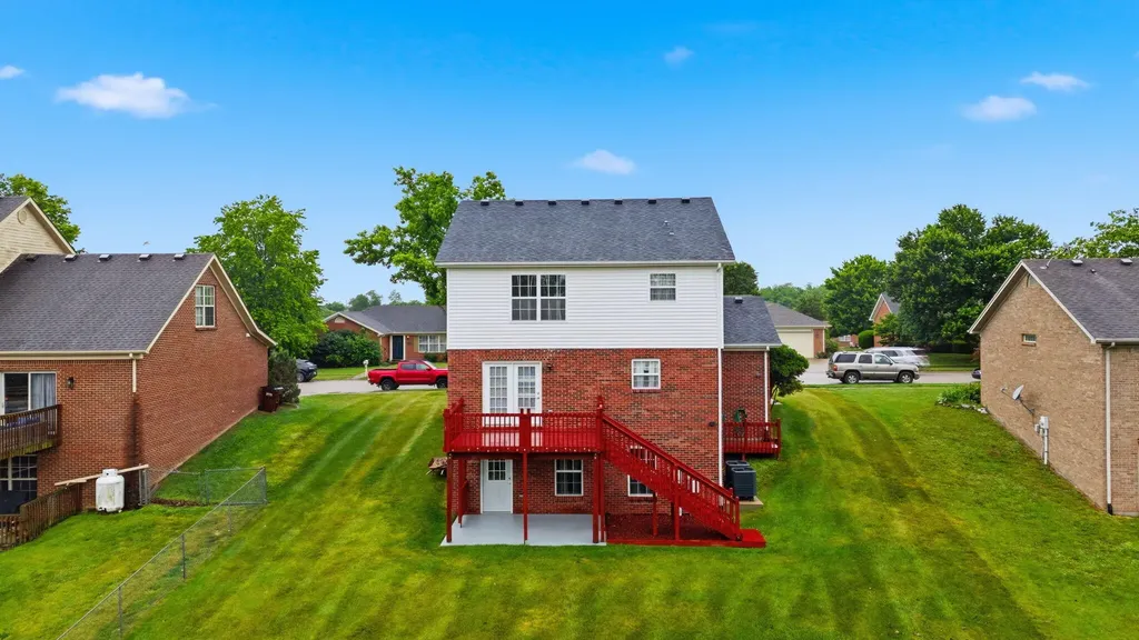 1049 Heathcliff Drive Richmond KY 40475