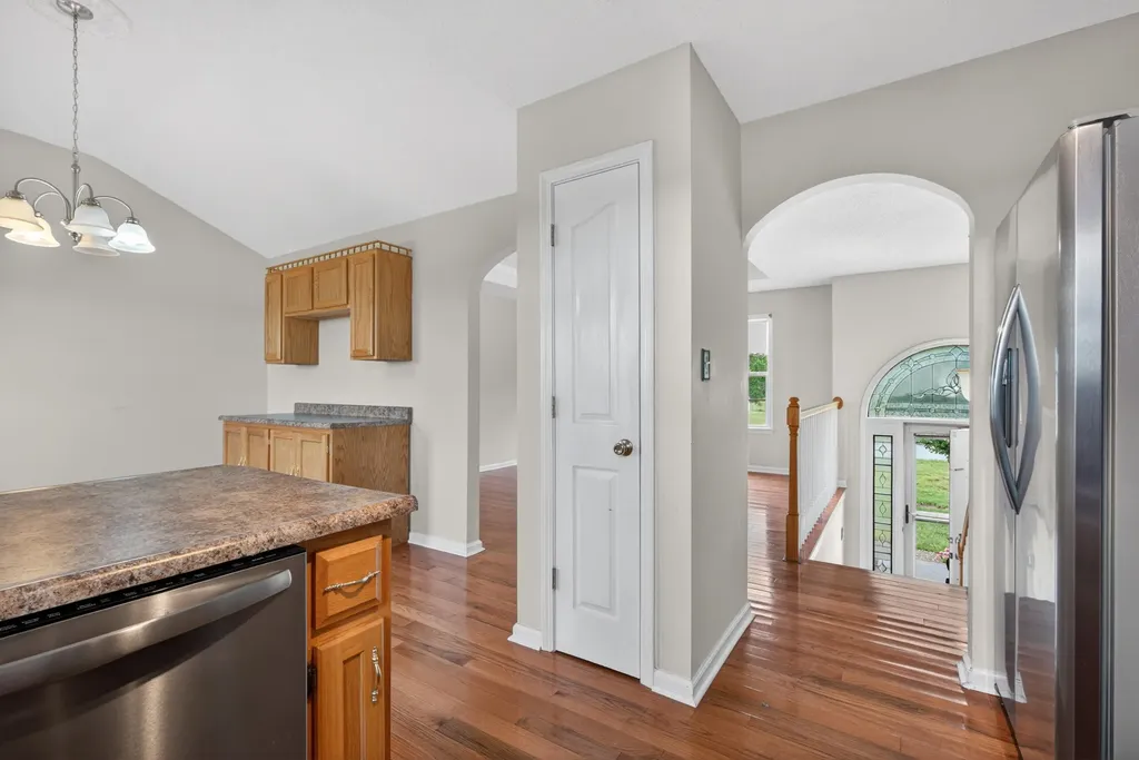 1084 Breezy Lane Berea KY 40403
