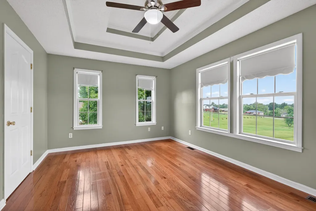 1084 Breezy Lane Berea KY 40403