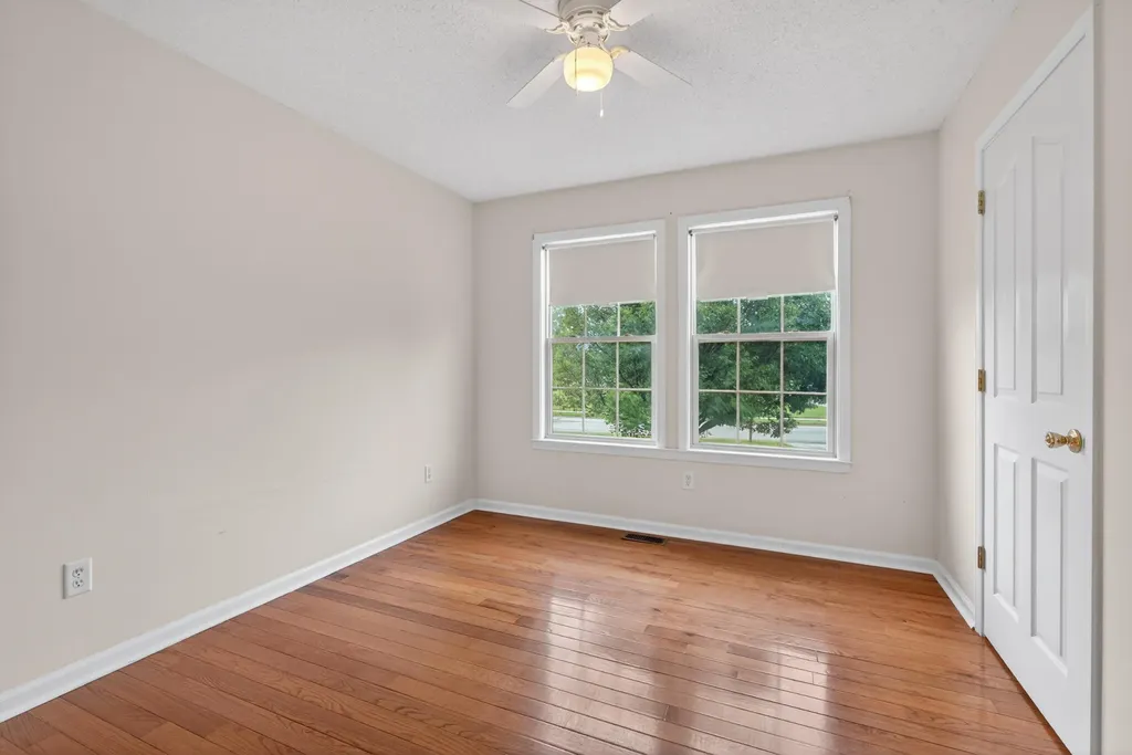 1084 Breezy Lane Berea KY 40403
