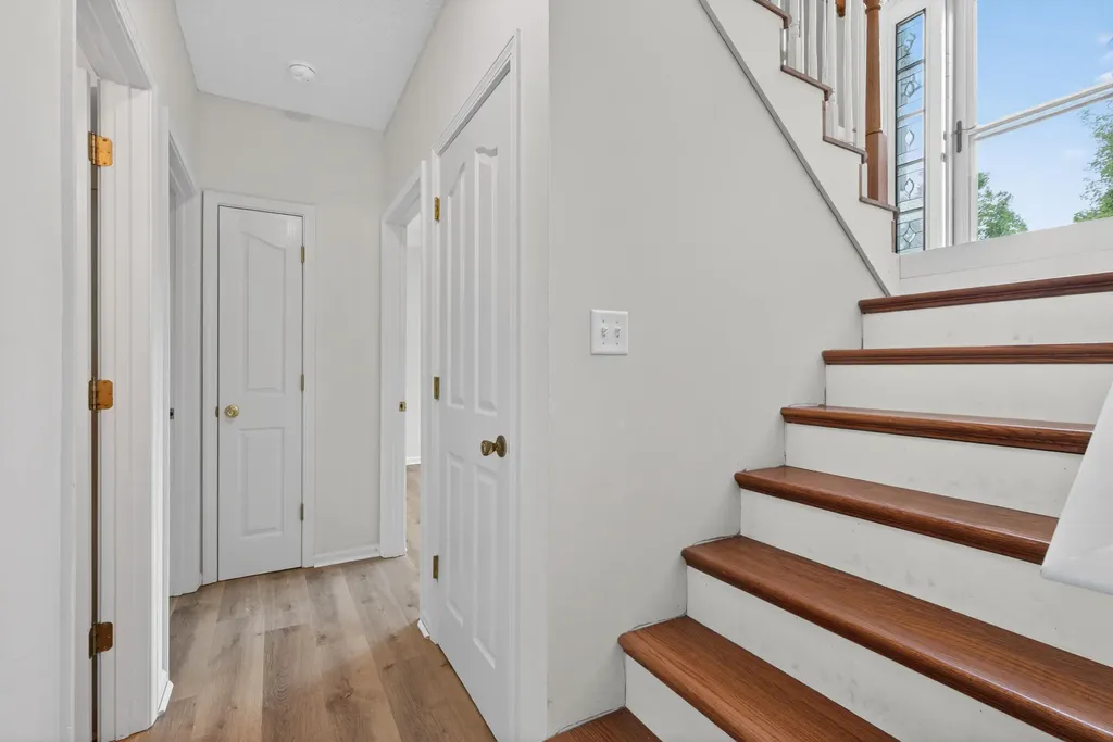 1084 Breezy Lane Berea KY 40403