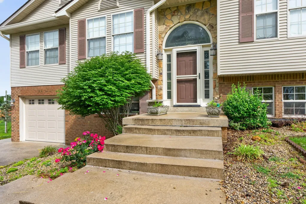 1084 Breezy Lane Berea KY 40403