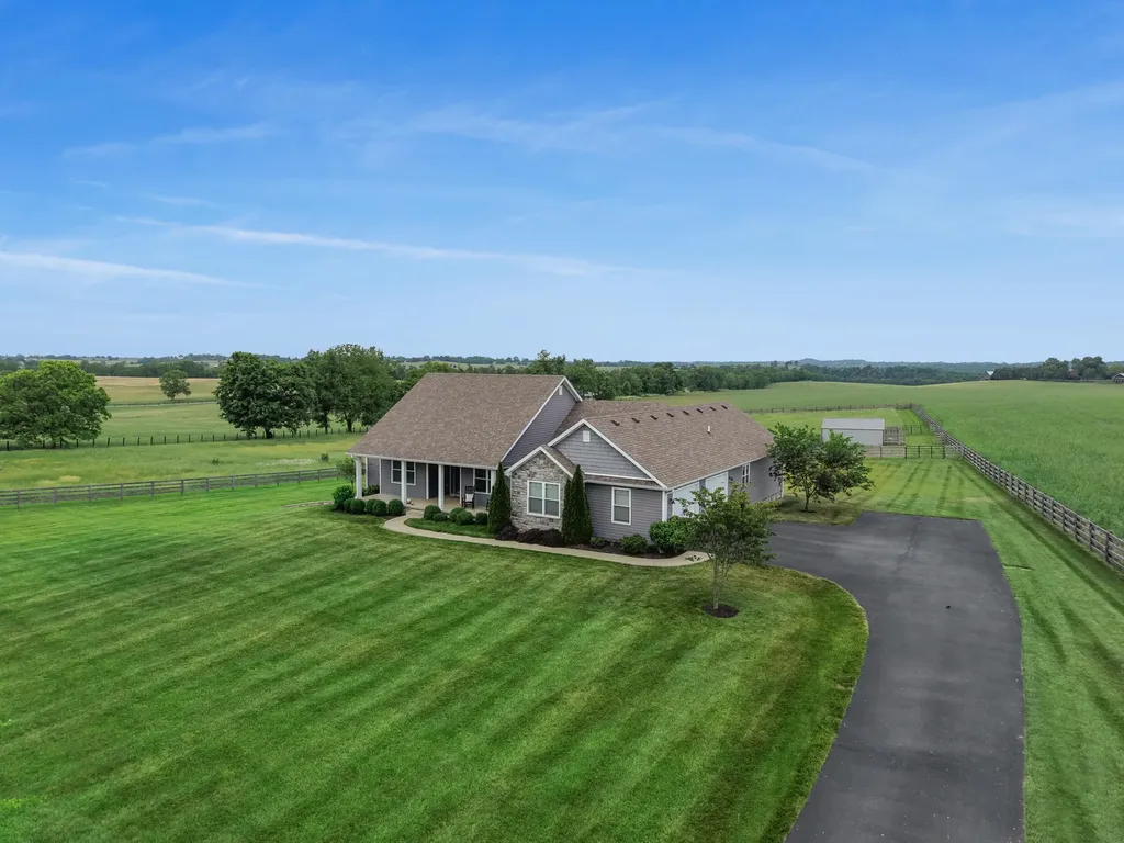 5792 Ky Highway 590 Lancaster KY 40444