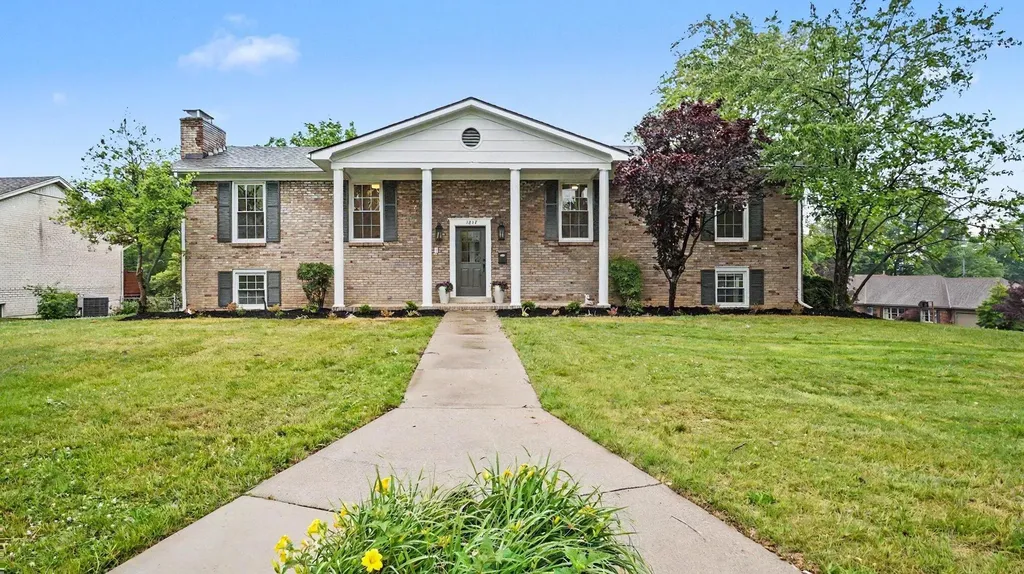 1817 Barwick Drive Lexington KY 40505