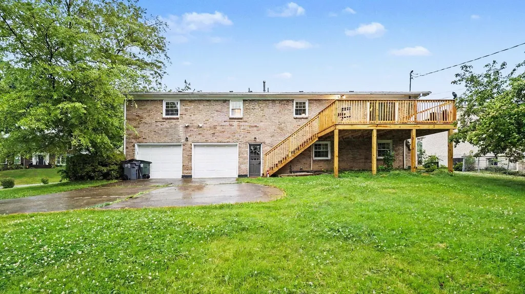 1817 Barwick Drive Lexington KY 40505