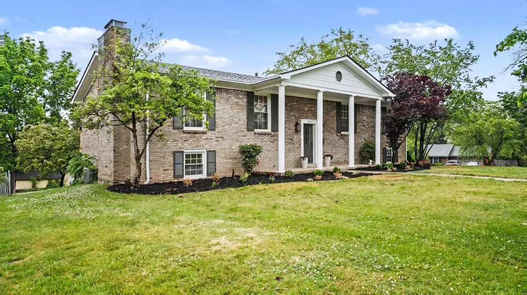 1817 Barwick Drive Lexington KY 40505