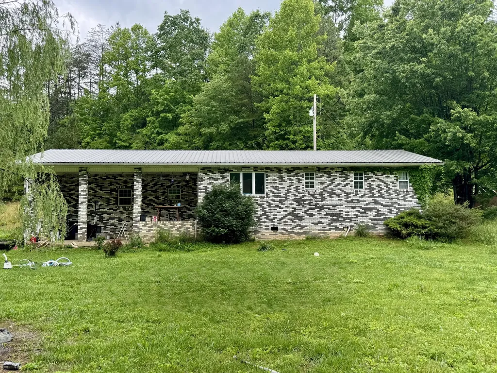 88 Mae Gumm Road Tyner KY 40486