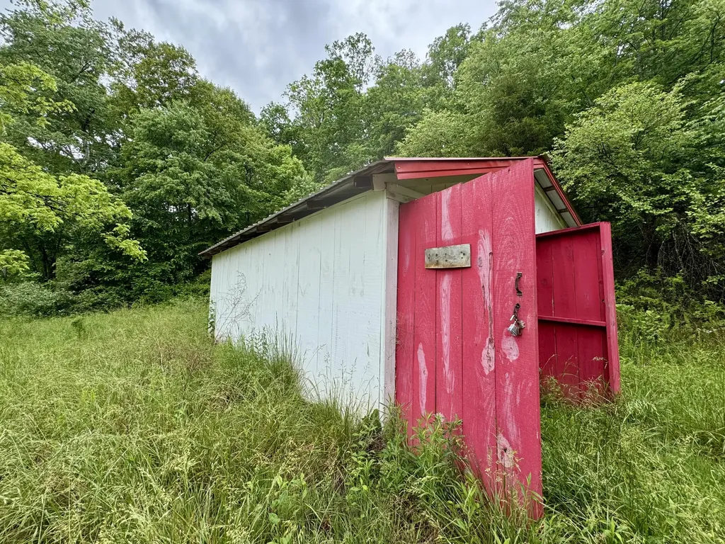 88 Mae Gumm Road Tyner KY 40486