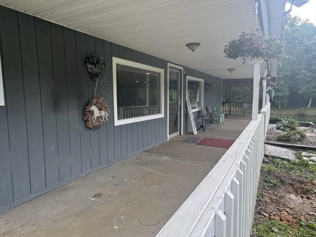 527 Gentry Mill Road Columbia KY 42728