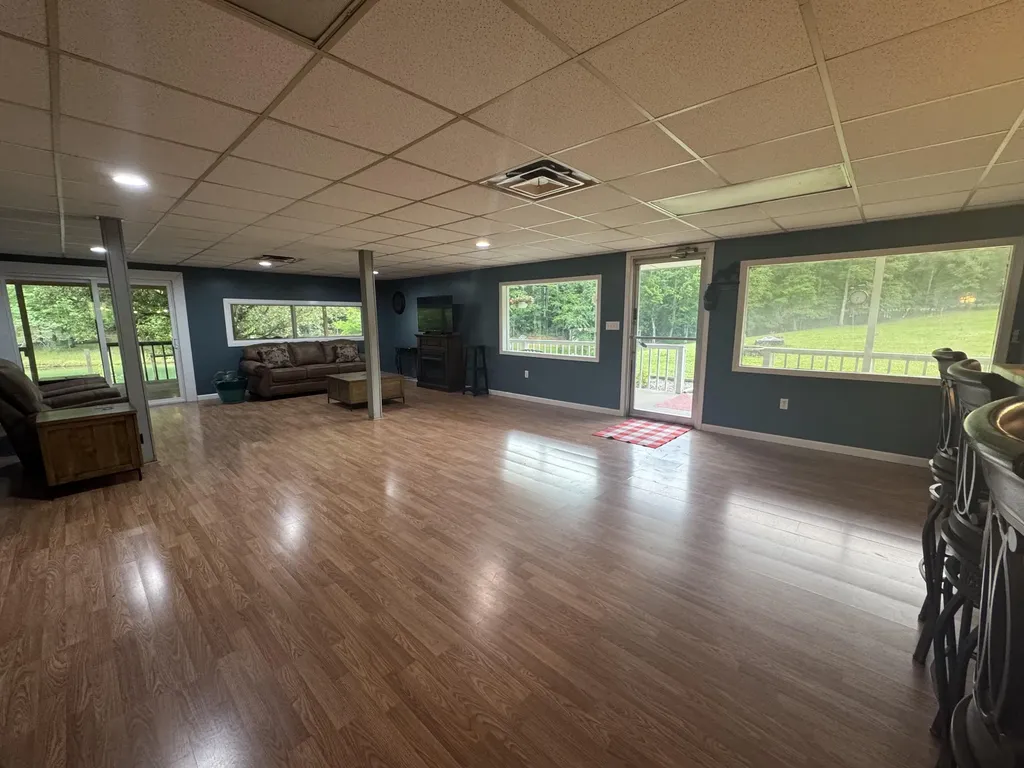 527 Gentry Mill Road Columbia KY 42728