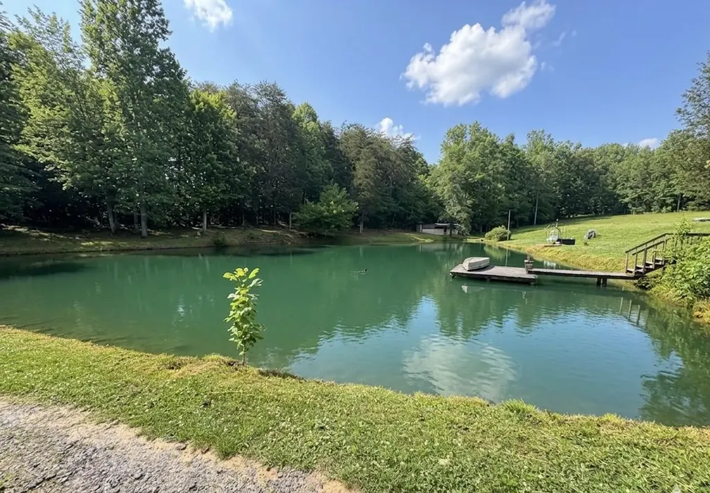 527 Gentry Mill Road Columbia KY 42728