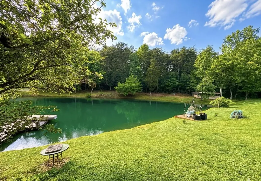 527 Gentry Mill Road Columbia KY 42728