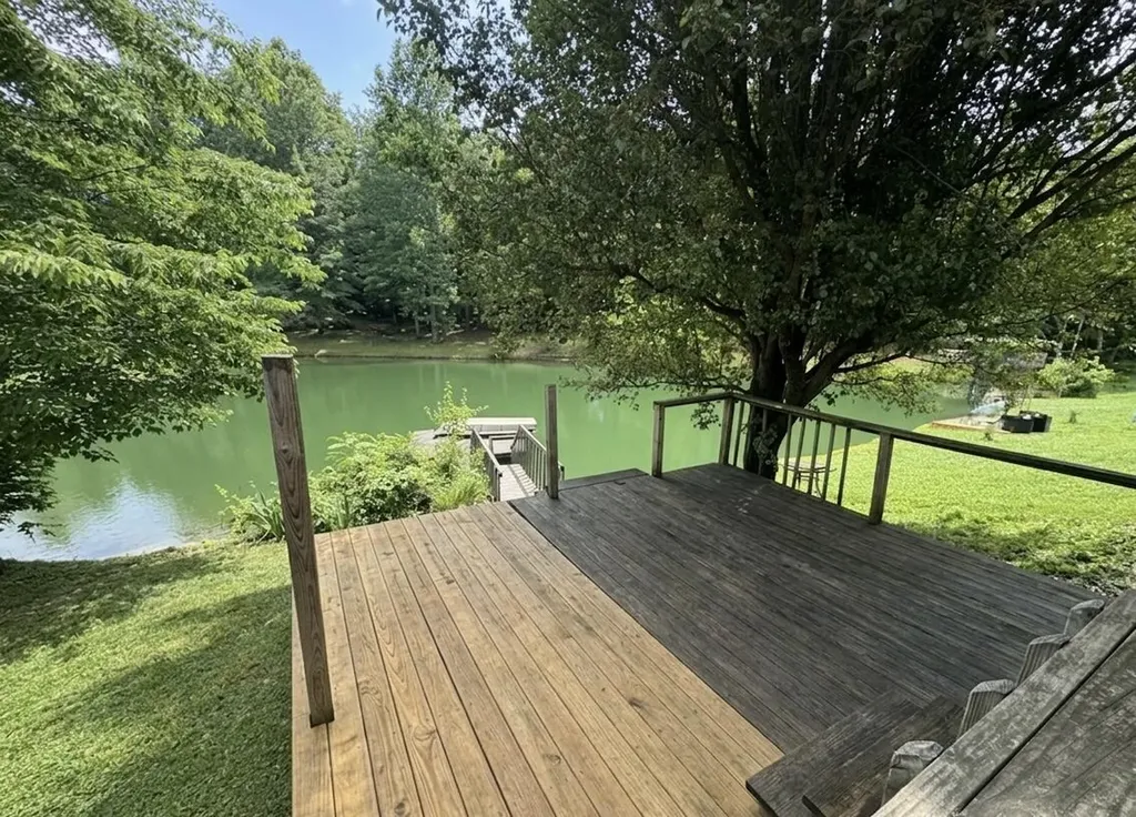 527 Gentry Mill Road Columbia KY 42728