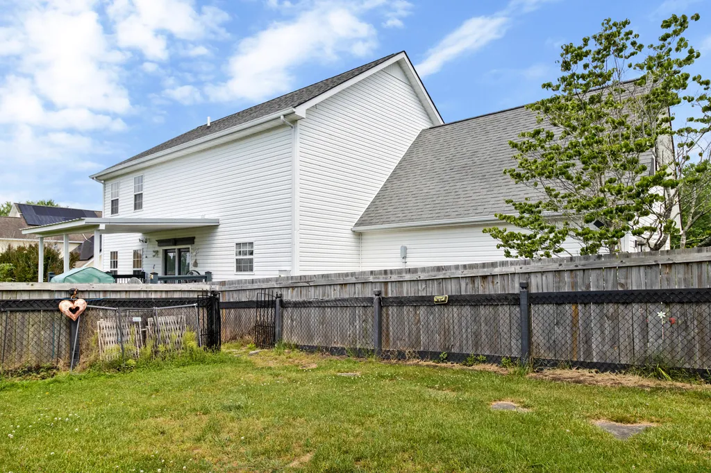 41 Lakeside Drive London KY 40741