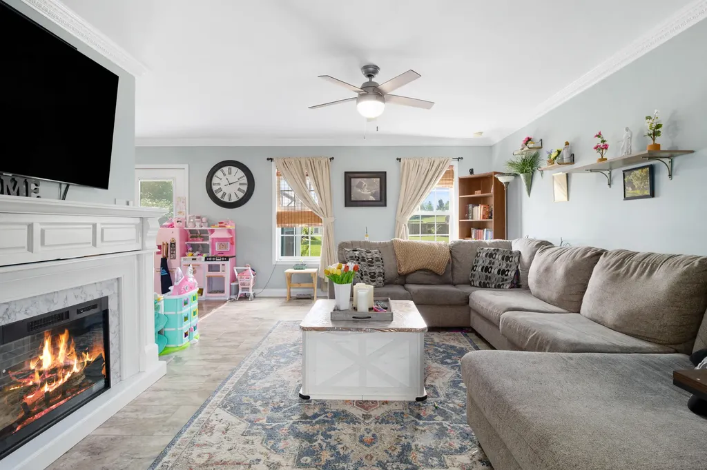 41 Lakeside Drive London KY 40741