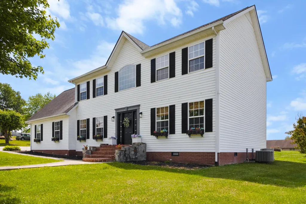 41 Lakeside Drive London KY 40741