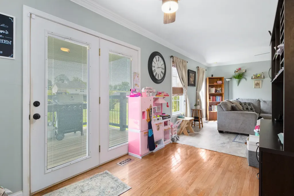 41 Lakeside Drive London KY 40741
