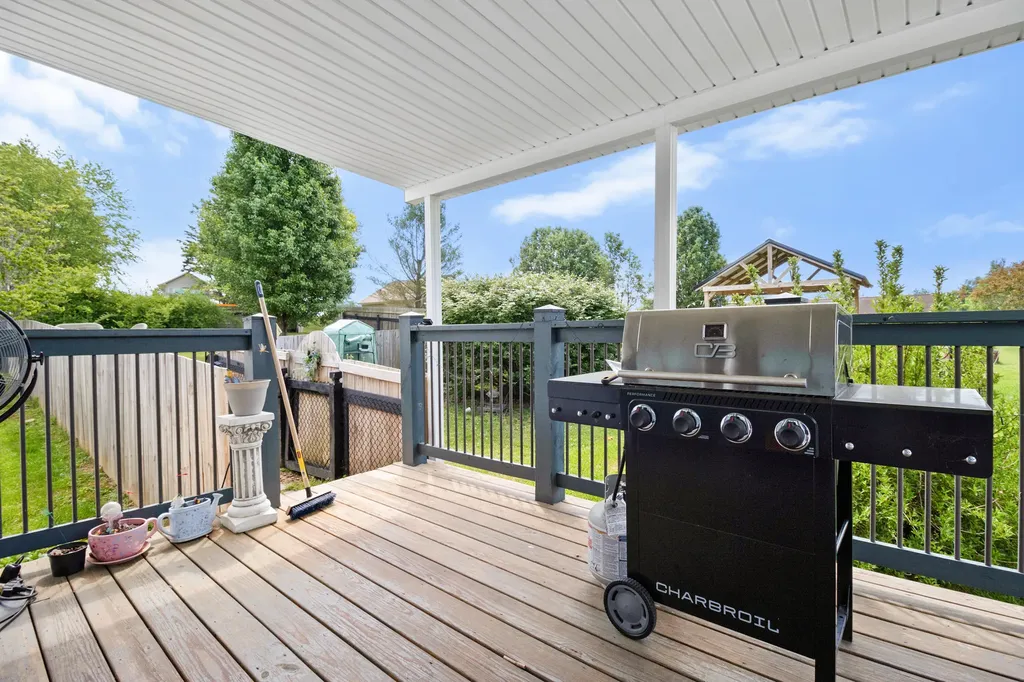 41 Lakeside Drive London KY 40741