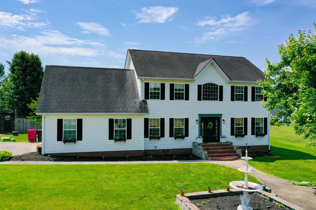 41 Lakeside Drive London KY 40741