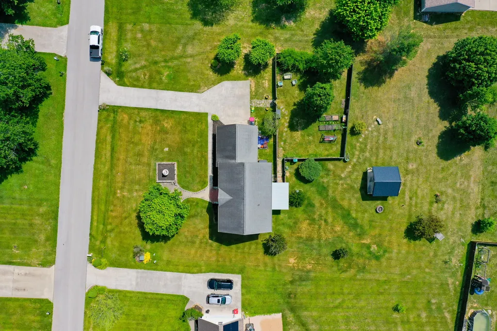 41 Lakeside Drive London KY 40741