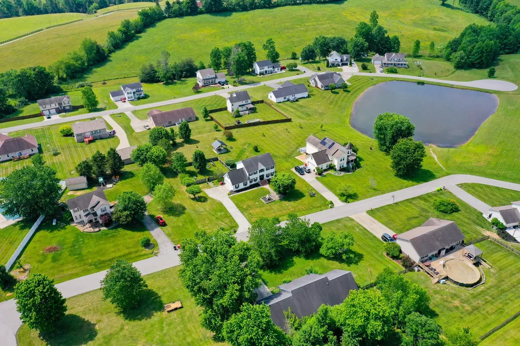 41 Lakeside Drive London KY 40741