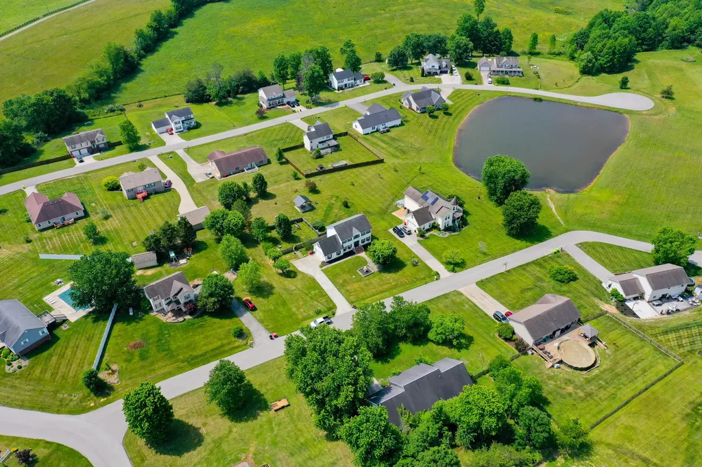 41 Lakeside Drive London KY 40741