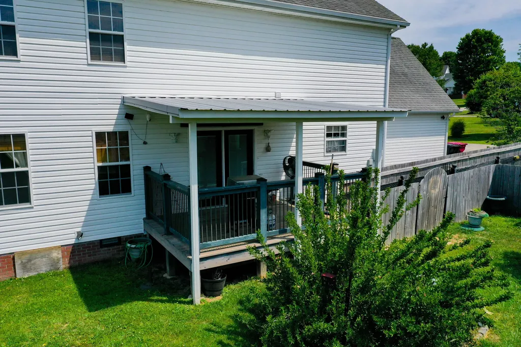 41 Lakeside Drive London KY 40741