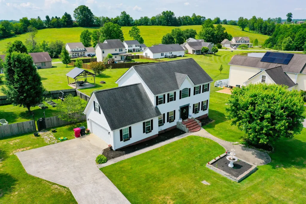 41 Lakeside Drive London KY 40741