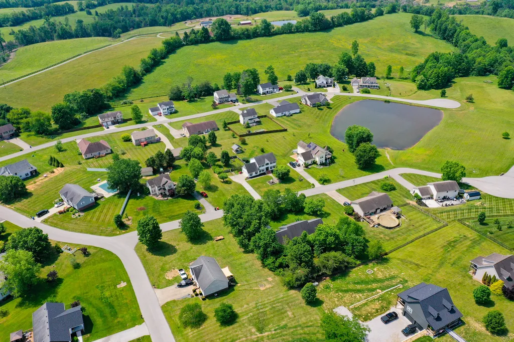 41 Lakeside Drive London KY 40741