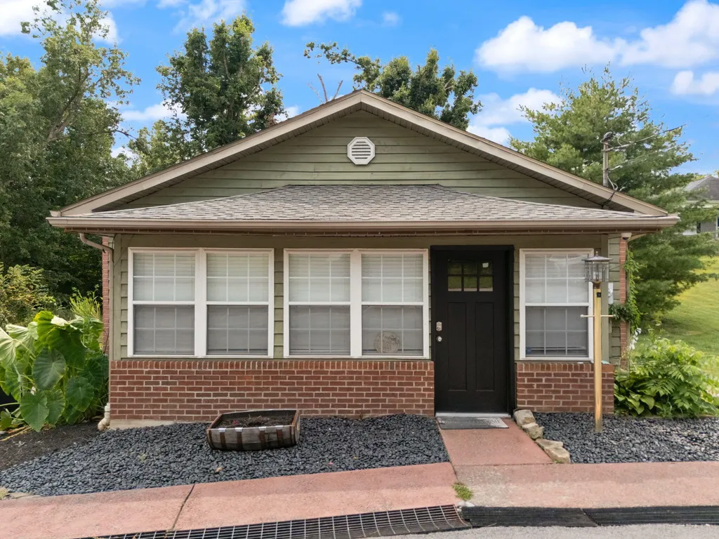 965 Gordon Hill Pike Corbin KY 40701
