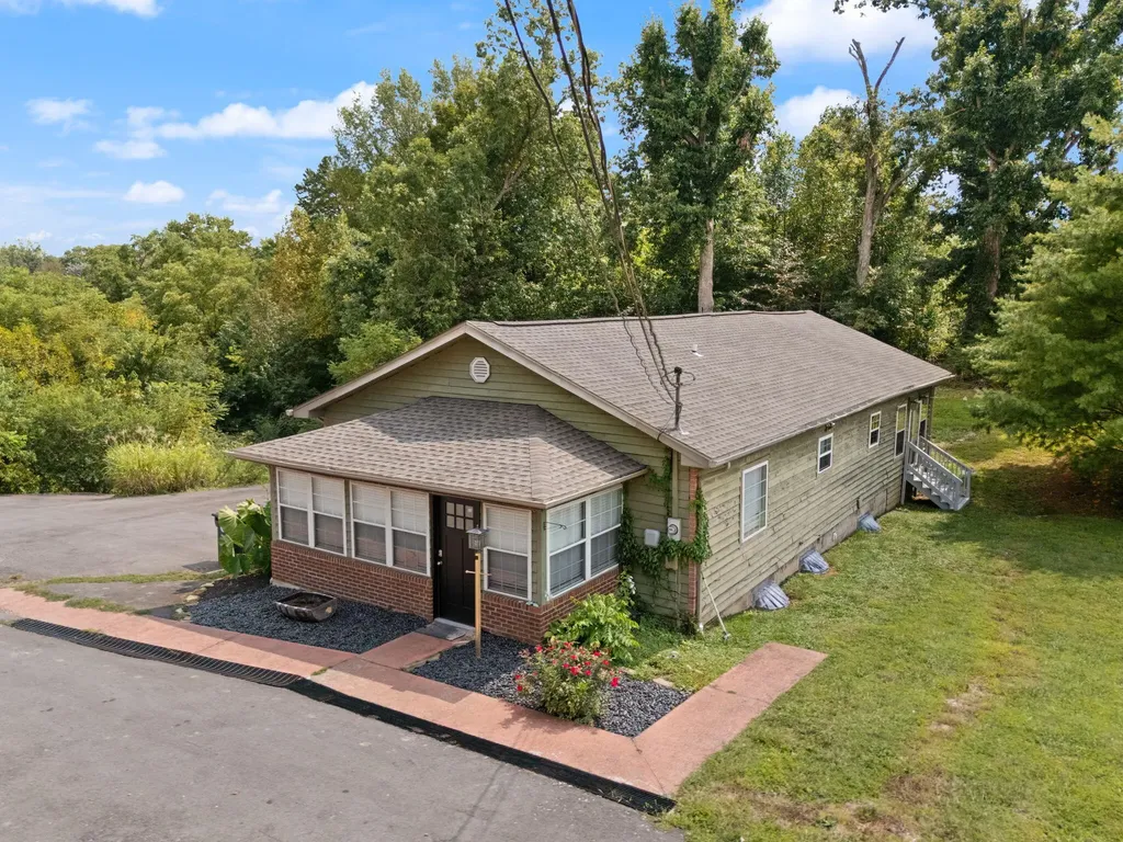 965 Gordon Hill Pike Corbin KY 40701