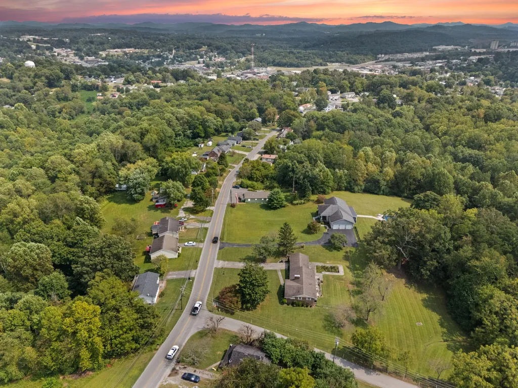 965 Gordon Hill Pike Corbin KY 40701