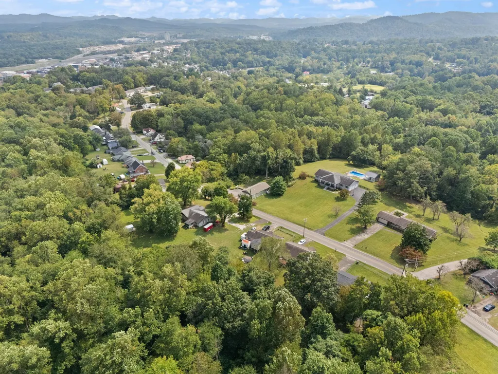 965 Gordon Hill Pike Corbin KY 40701