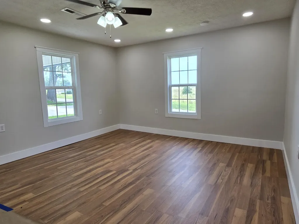 8276 Ky-1247 Science Hill KY 42553