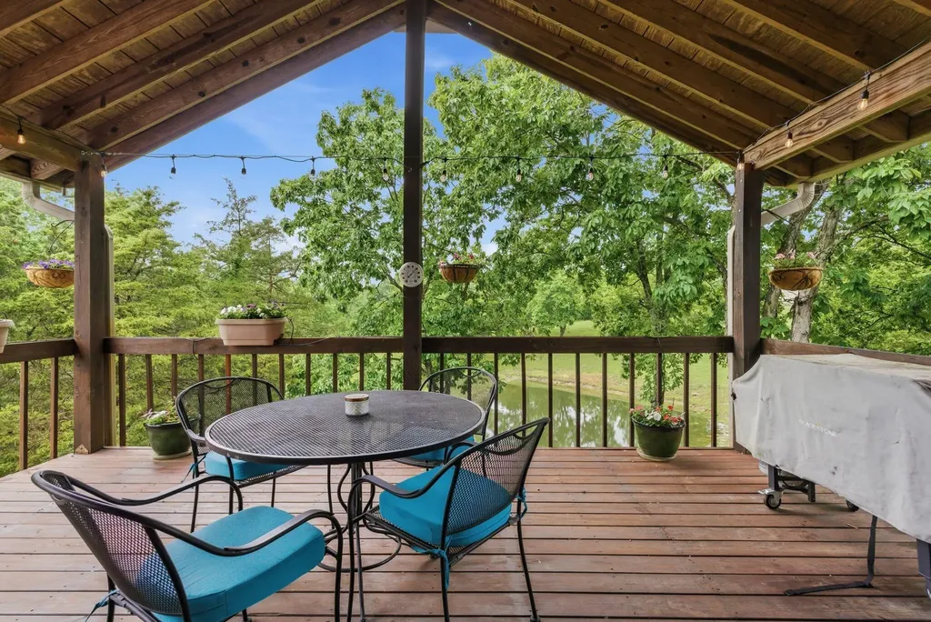 863 Mink Run Road Frankfort KY 40601