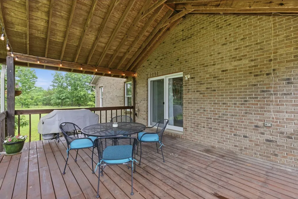 863 Mink Run Road Frankfort KY 40601