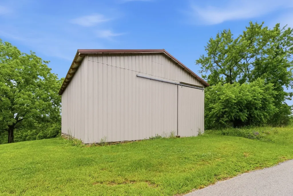 863 Mink Run Road Frankfort KY 40601