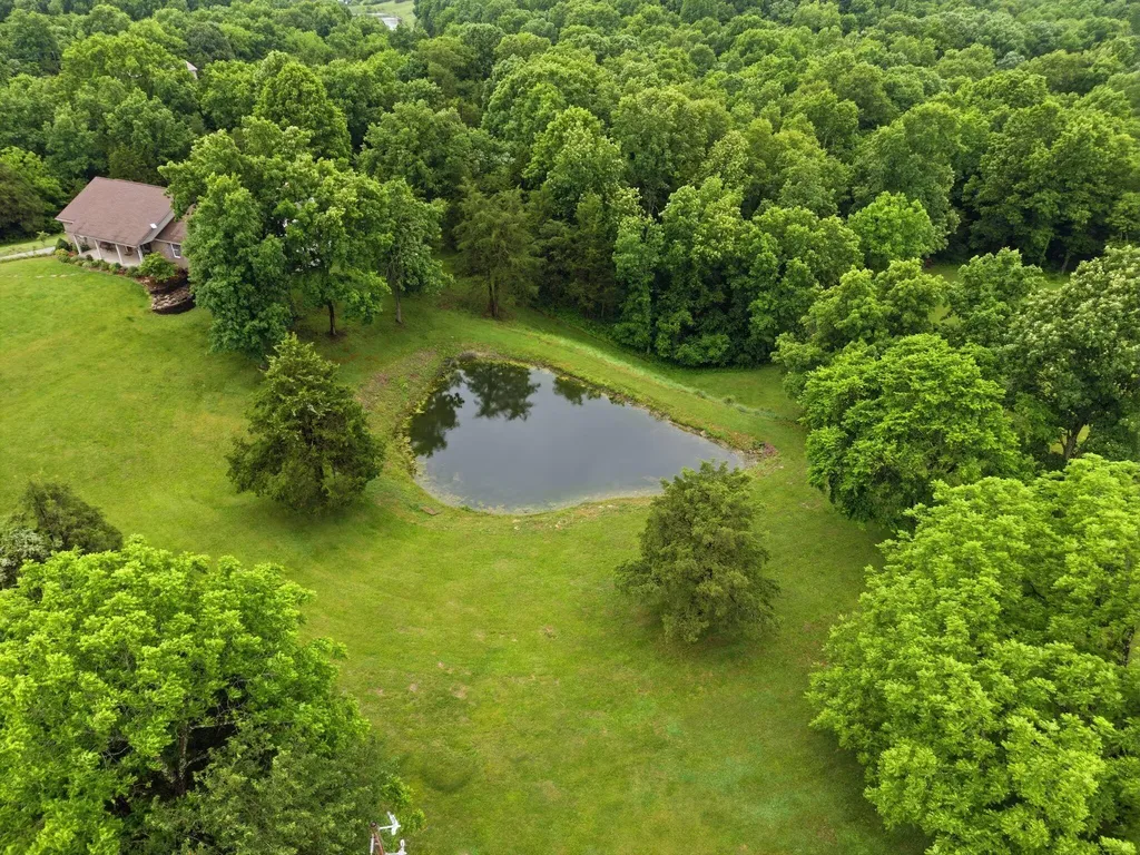 863 Mink Run Road Frankfort KY 40601