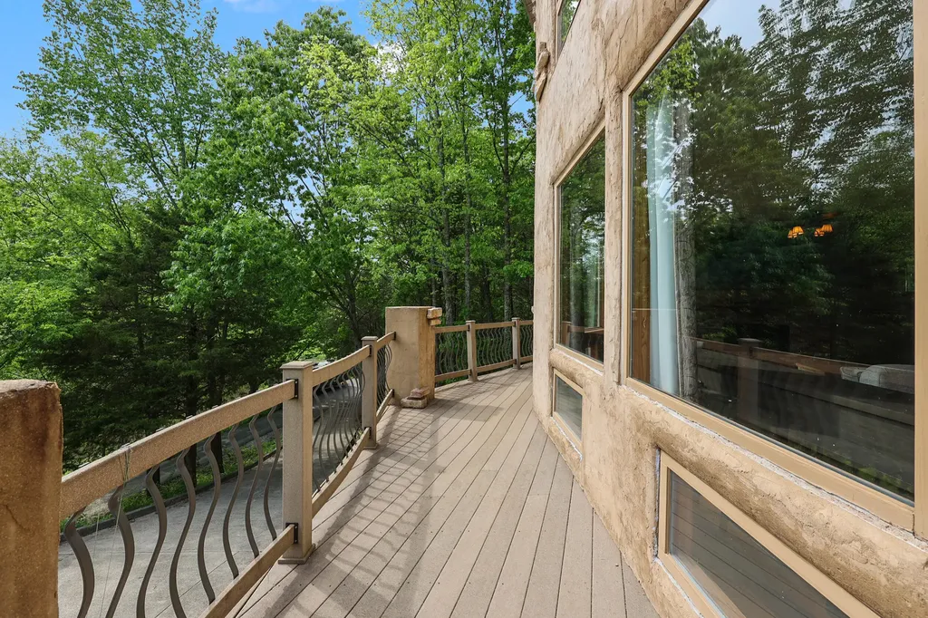 1485 N Rays Fork Road Sadieville KY 40370