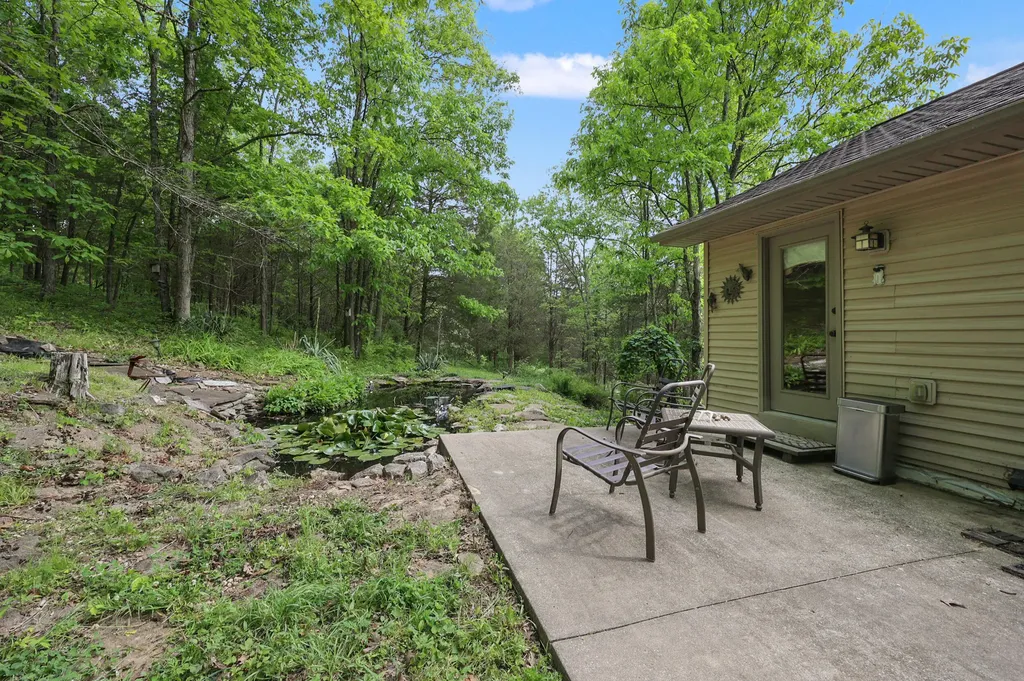 1485 N Rays Fork Road Sadieville KY 40370