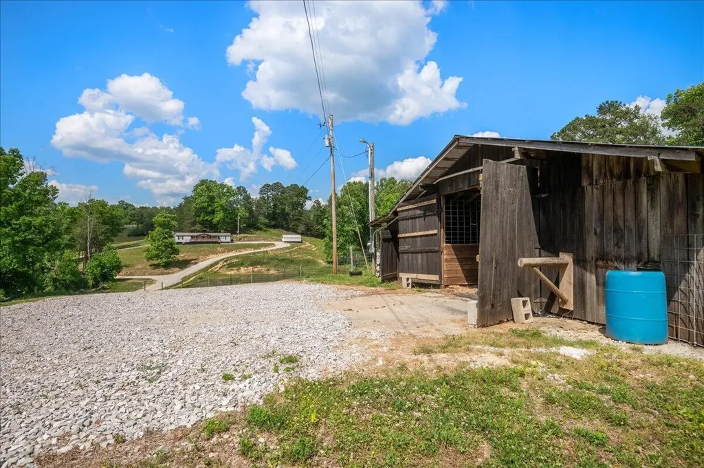 136 Sonic Drive Keavy KY 40737