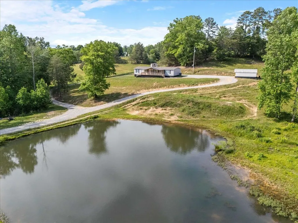 136 Sonic Drive Keavy KY 40737