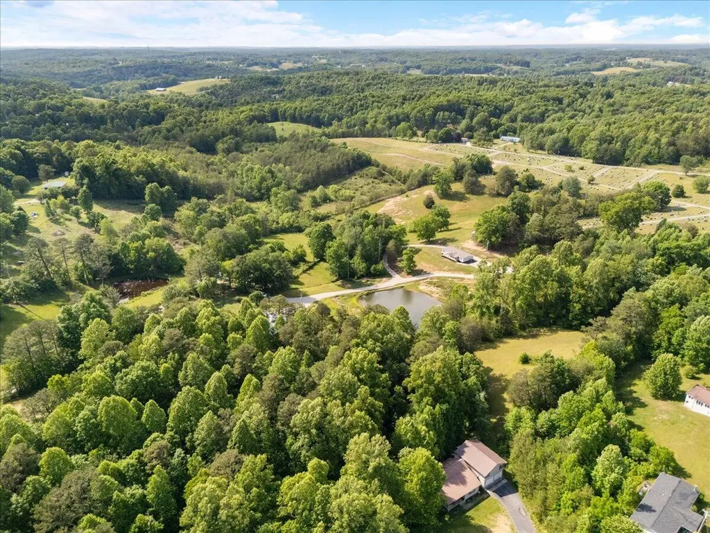 136 Sonic Drive Keavy KY 40737