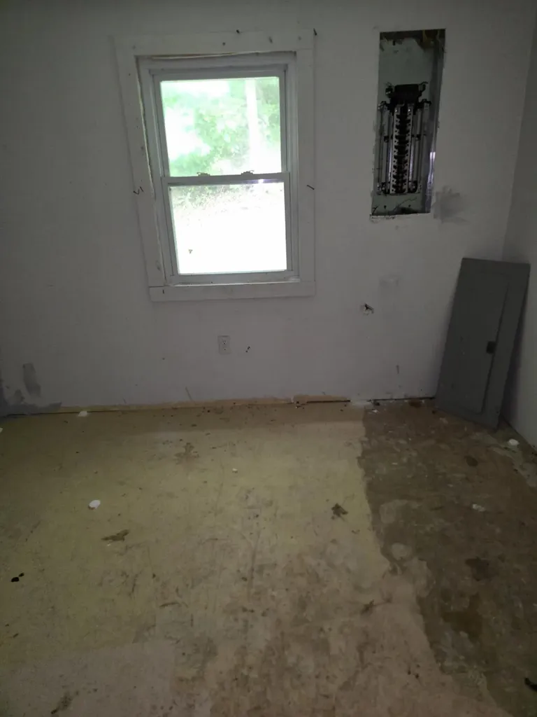 1698 Dry Creek Road Topmost KY 41862