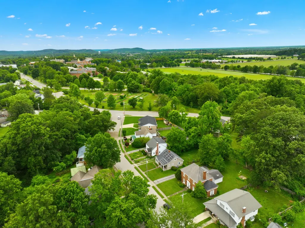 105 Lorraine Court Berea KY 40403