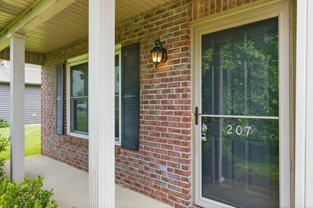 207 Abbeywood Drive Winchester KY 40391