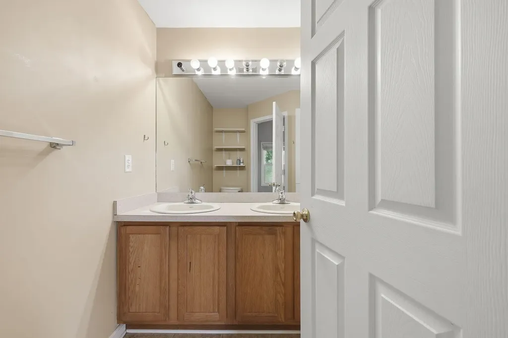 207 Abbeywood Drive Winchester KY 40391